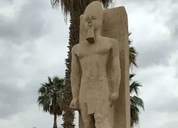 Tagesausflug von Hurghada nach Kairo Sakkara, Memphis, Dahschur photo