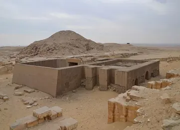 Tagesausflug von Hurghada nach Kairo Sakkara, Memphis, Dahschur photo